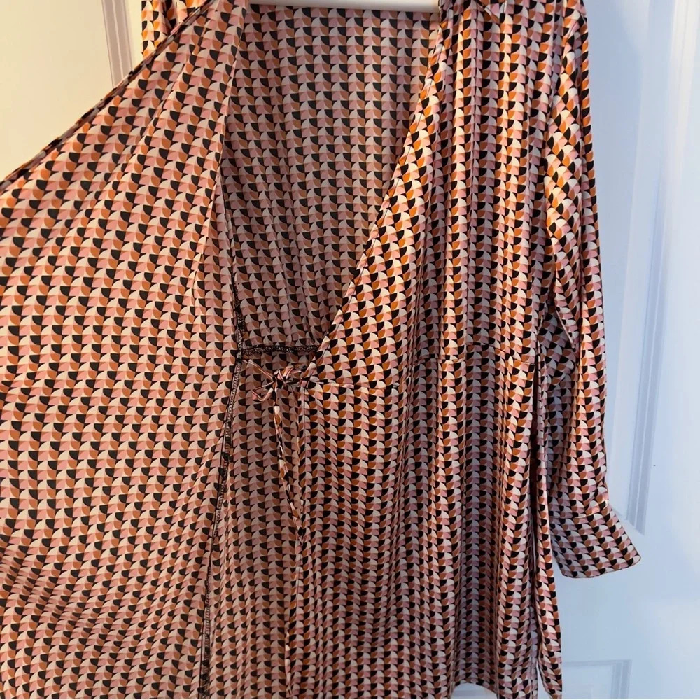 H&M Pink/Patterned Satin Wrapover Shirt Dress Size S - Picture 7 of 9